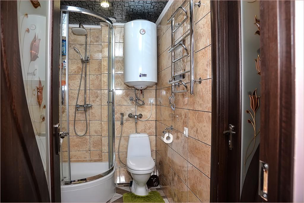 Vip-Apartments Angel Palas 체르니우치 외부 사진