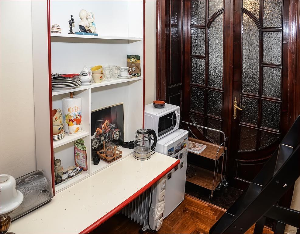 Vip-Apartments Angel Palas 체르니우치 외부 사진